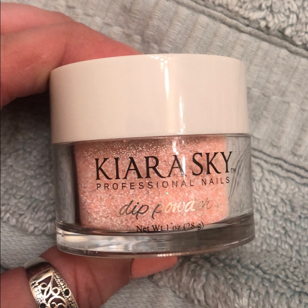 Kiara sky dip powder 1oz